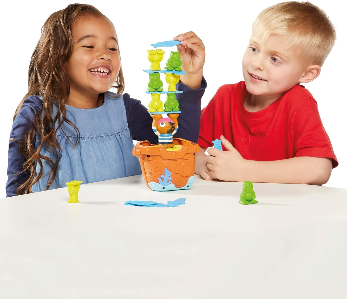 <<預訂>> TOMY Pile Up Pirates Stacking Game